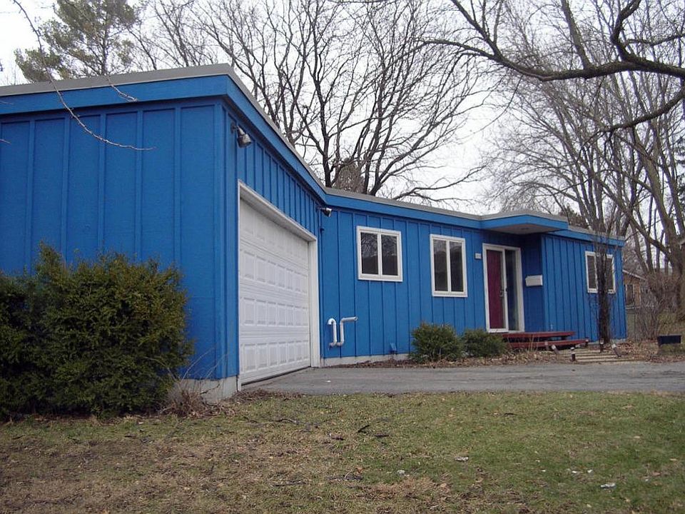 1st image of 3010 Kellogg Ave