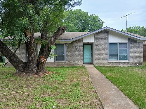 12109 Bishop Dr Photo 1