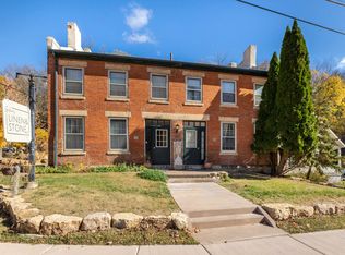 349 Spring St, Galena, IL 61036
