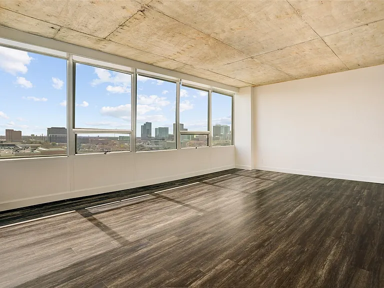 2701 Westheimer Rd #12E — Photo 9