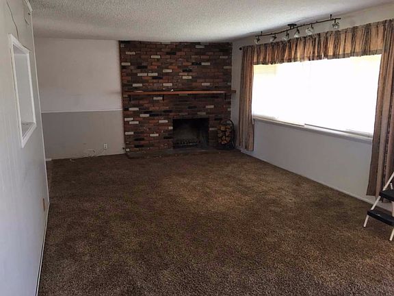 2nd image of 931 E Orange St