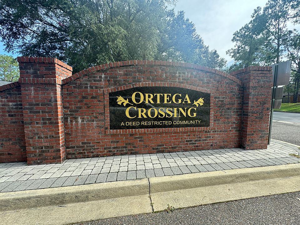 Entrance to community