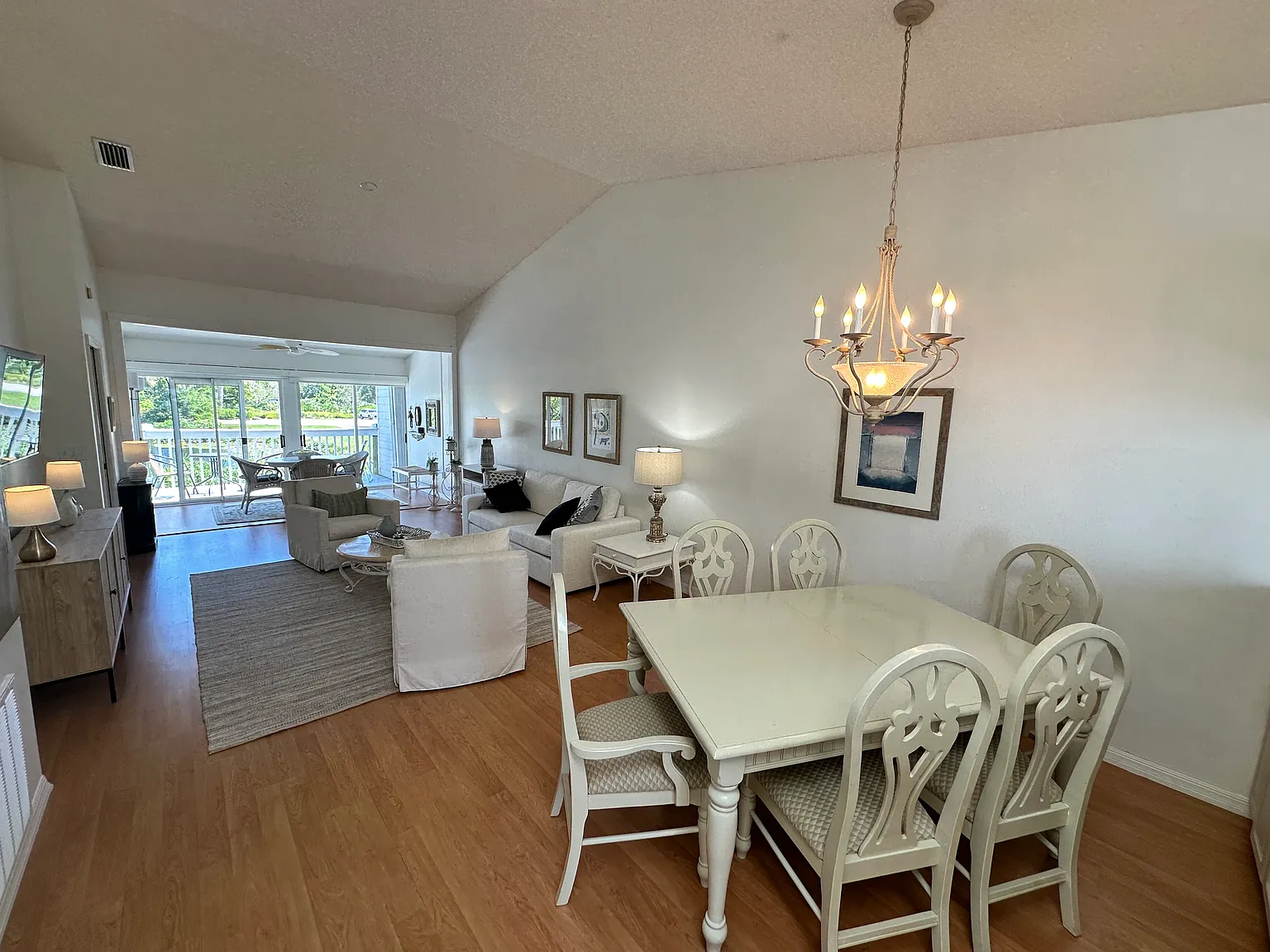 517 Woodstork Cir — Photo 4