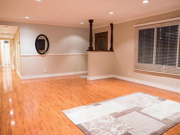 4th image of 6021 Santa Catalina Ave