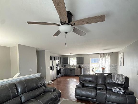 4th image of 2310 Peterein Ct