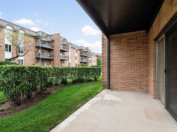 2nd image of 4224 Saratoga Ave #114-J