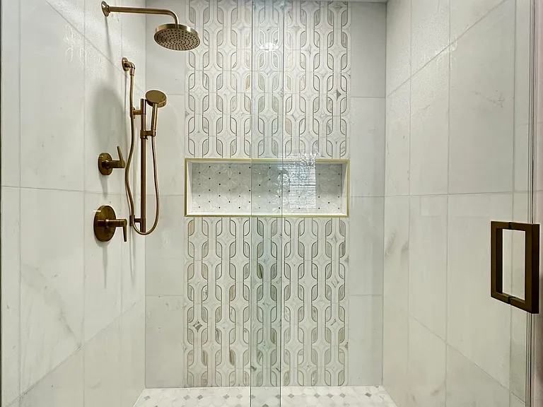630 Sapodilla Ave #104 — Photo 5