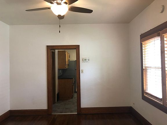 4th image of 734 McKinley Pl S APT 1