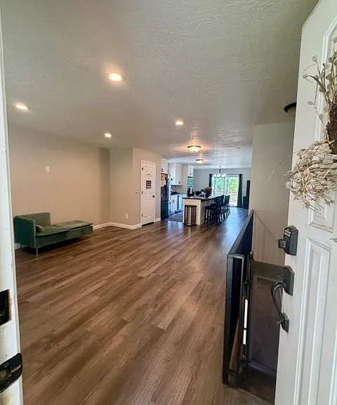 1078 E 3325 N — Photo 5