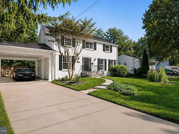 2nd image of 2524 Swift Run St