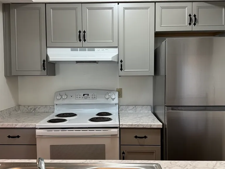 1387 Orchard Park Dr — Photo 16