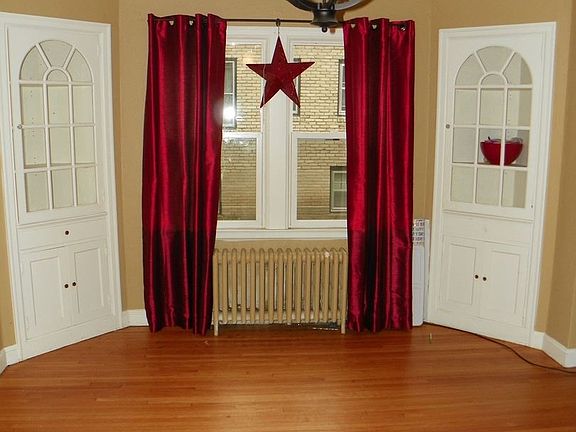 5th image of 1560 Portland Ave #1562