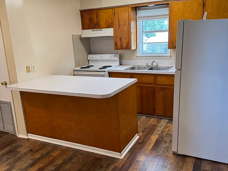 1770 Ridgefield Ave #D — Photo 17