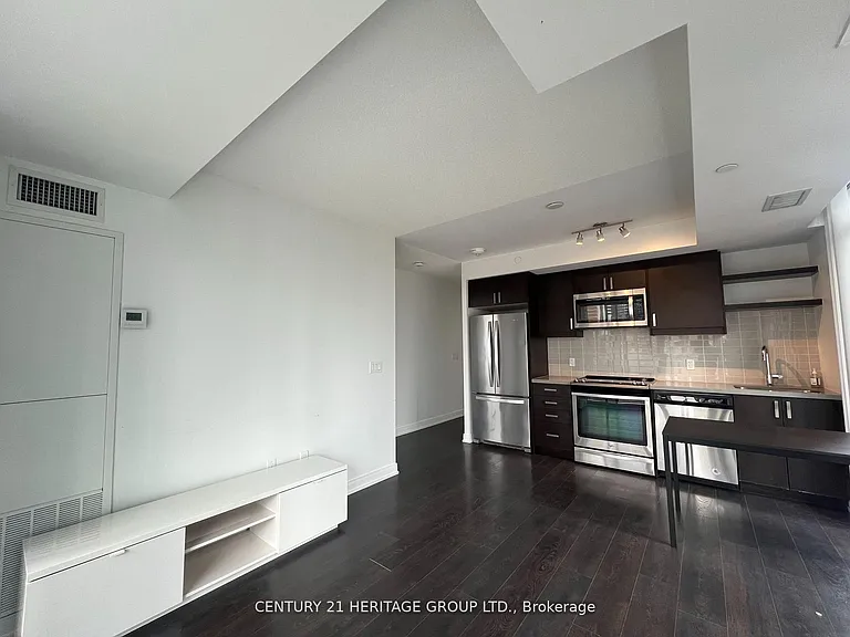 50 Wellesley St E #1202 — Photo 17