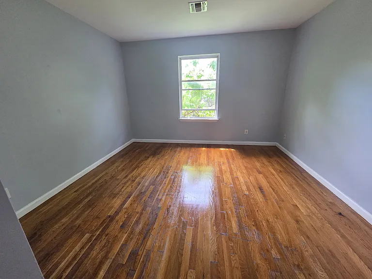 565 Bergen St #3 — Photo 9