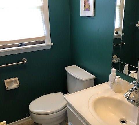 5th image of 50 Thistlewood Cir