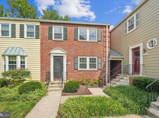 6672 Hillandale Rd #37, Chevy Chase, MD 20815