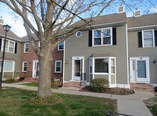 372 Monaco Ln, Glastonbury, CT 06033