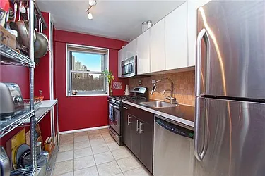 Sold by Space Marketing Shop