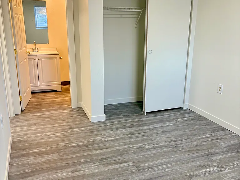 Northwood Apartments — Photo 14