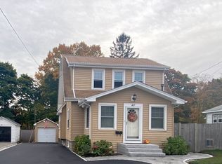 40 Poole St, Woburn, MA 01801