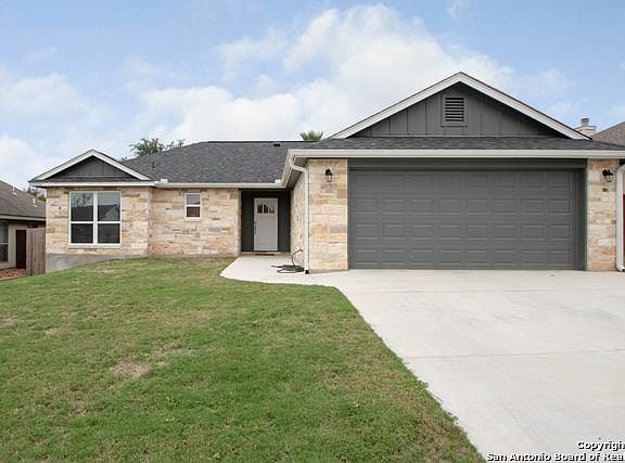 2nd image of 247 Sapphire Dr