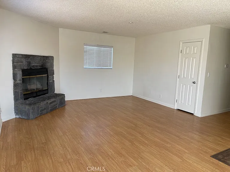 13757 Greenwood Pl #2 — Photo 4