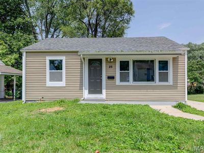 25 Vierling Dr, Saint Louis, MO, 63135