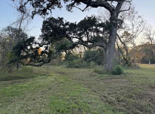 408 Fm 522 Rd, West Columbia, TX 77486