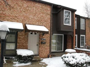 1677 Van Pelt St, Columbus, OH 43220