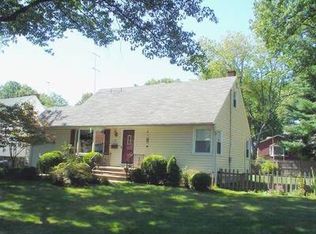 836 Hillside Rd, Rahway, NJ 07065