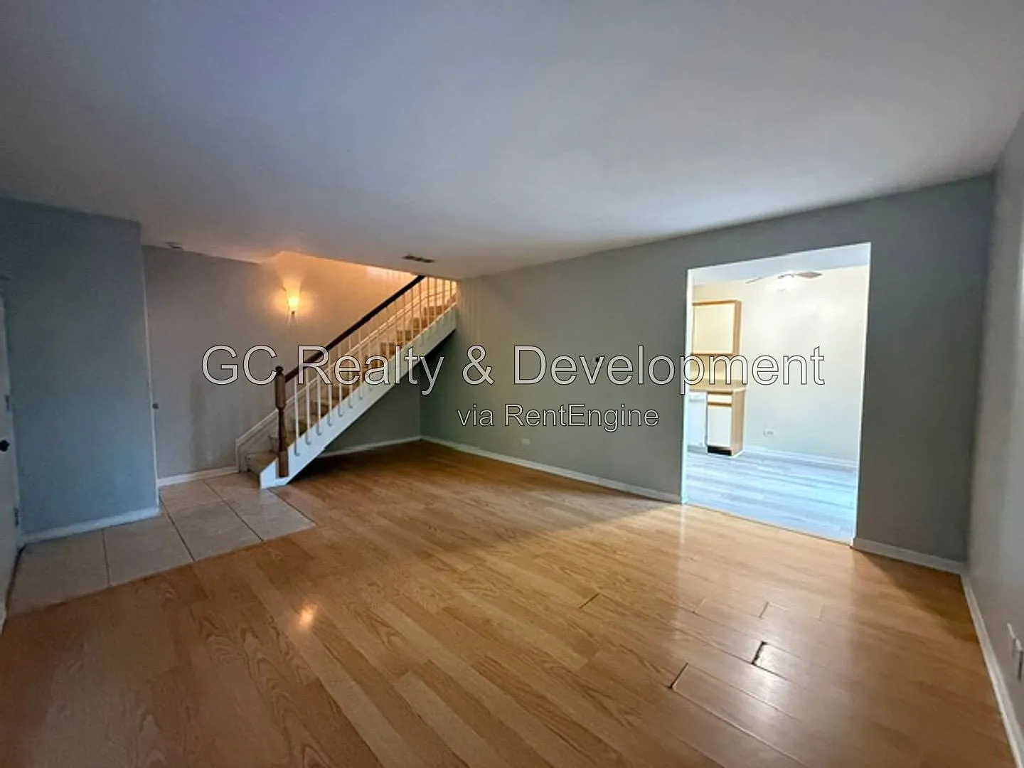 2 bed, 1.0 bath, 950 sqft, $1,850 — Photo 2