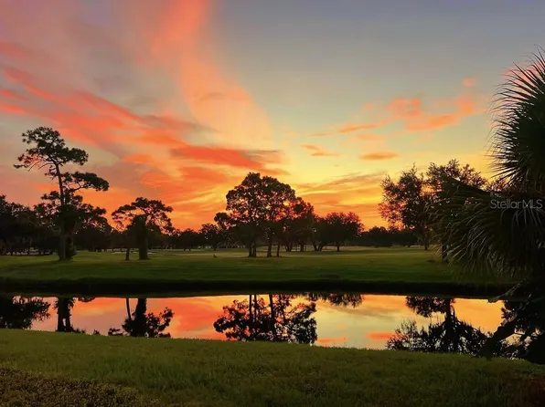 7461 W Country Club Dr N #N-106, Sarasota, FL 34243