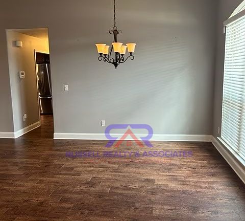3rd image of 126 Hillcrest Dr