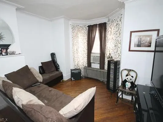Sold by Fillmore | media 5
