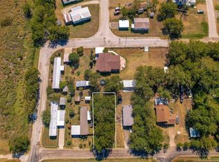 406 Rogers Rd, Newark, TX 76071