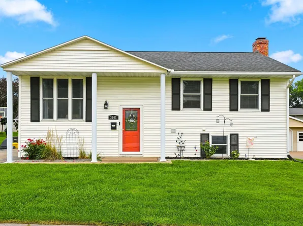 3561 Key Corners St, Dubuque, IA 52002
