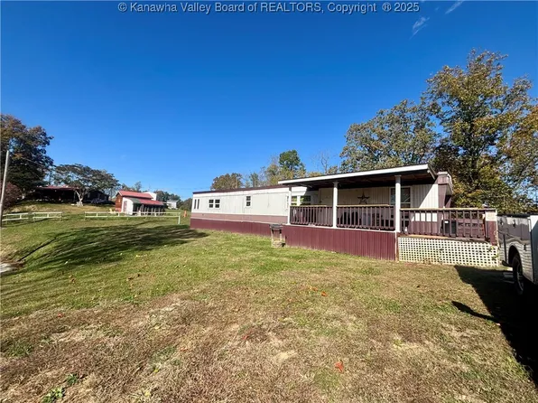 3080 Stone Lick Rd, Kenna, WV 25248