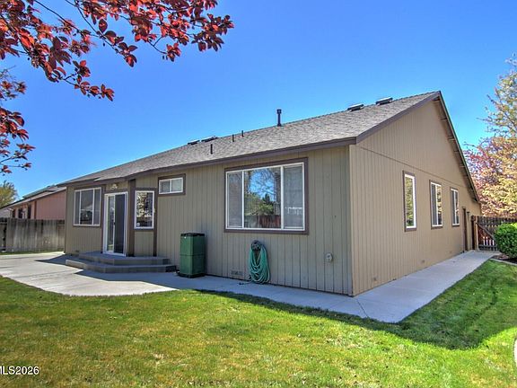 2nd image of 5154 Lorenzo Ln