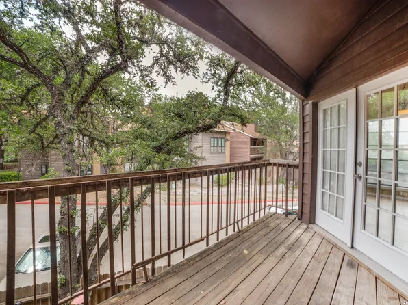 8633 Datapoint Dr #204, San Antonio, TX 78229