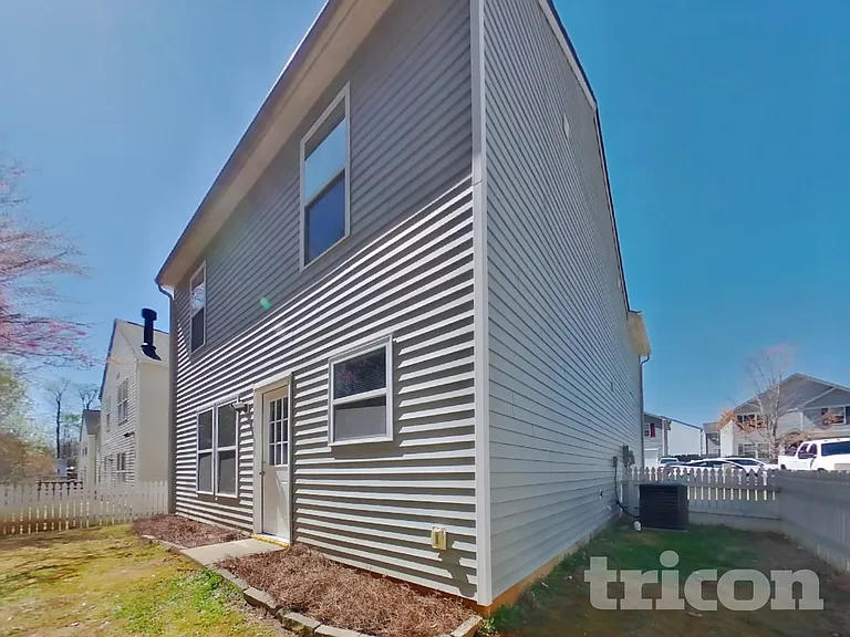 1117 Swearngan Ridge Ct — Photo 15
