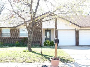 825 S State St, Edmond, OK 73003