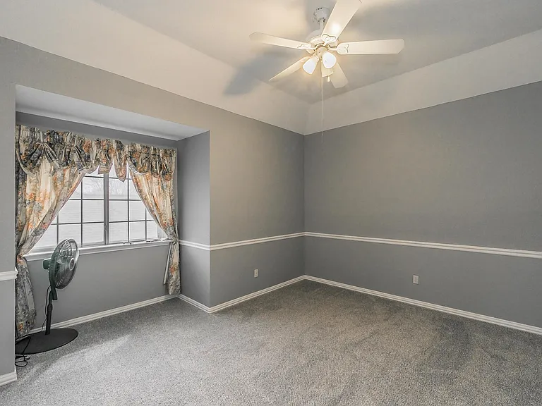 1619 Corvallis Trl — Photo 29