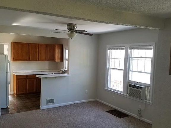 4th image of 1108 S Wilson Ave