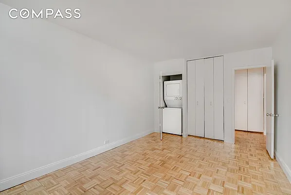 Sold by Compass | media 4