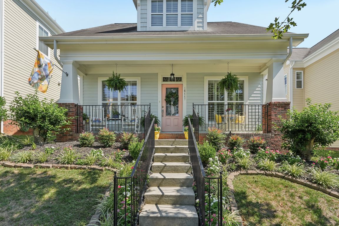 Leavitt Ln-S1607-001.jpg