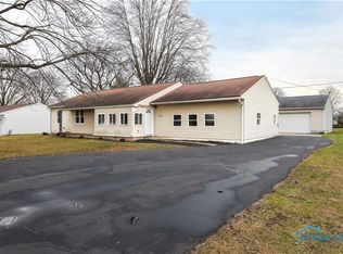 1748 N Union St, Fostoria, OH 44830