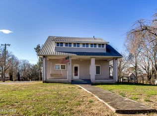 313 Englewood Ave, Englewood, TN 37329