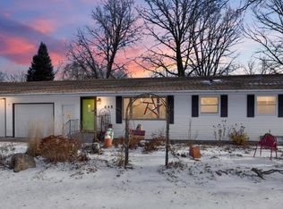 445 River Dr SW, Milaca, MN 56353