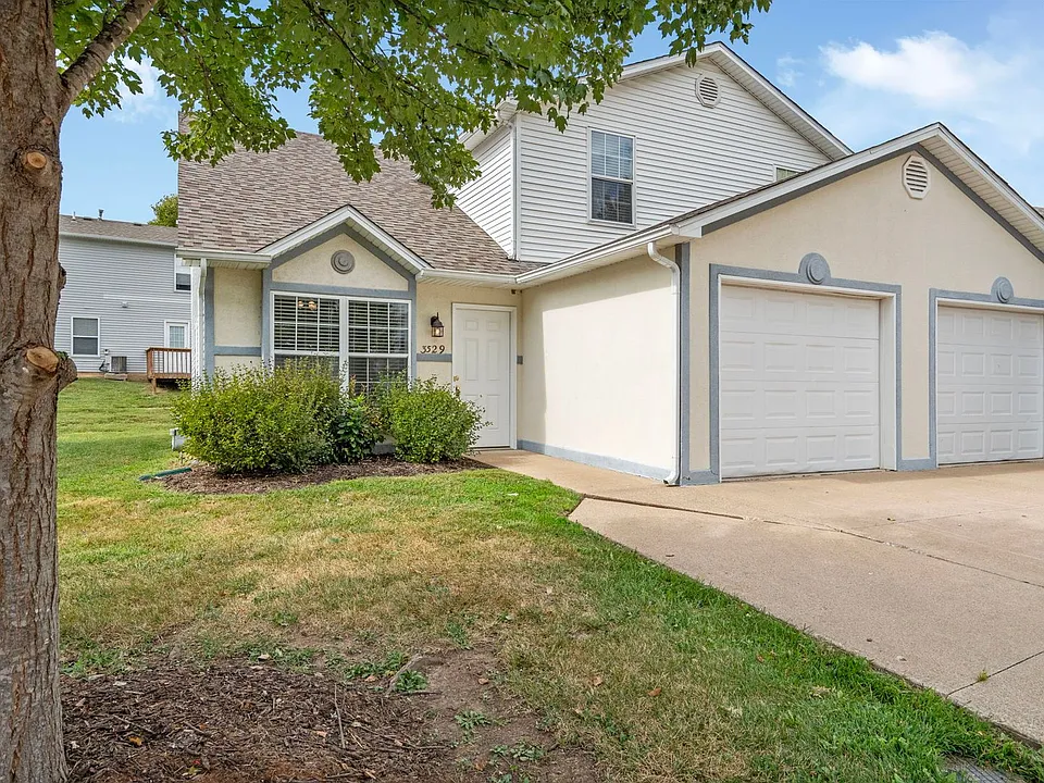 3527-3529 Prescott Dr.